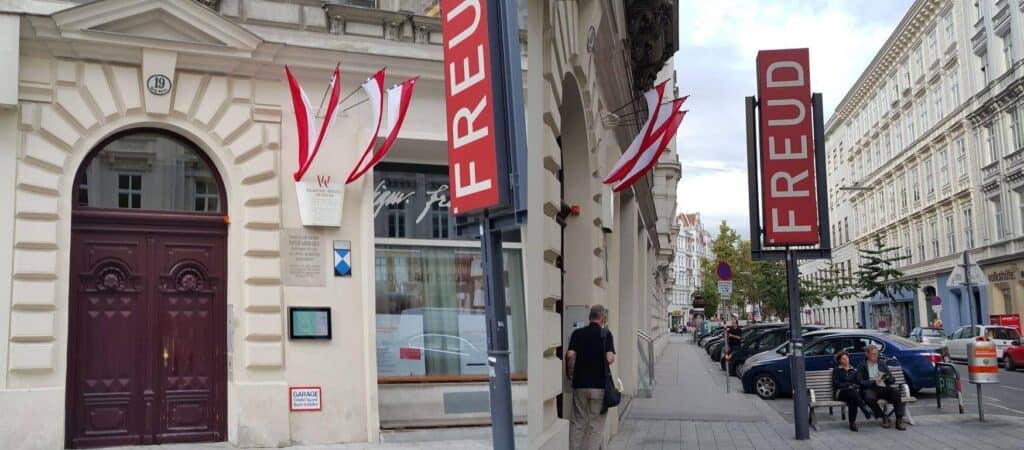 Vienna, Berggasse 9 entrance. Freud Museum that gives details Freud's biography